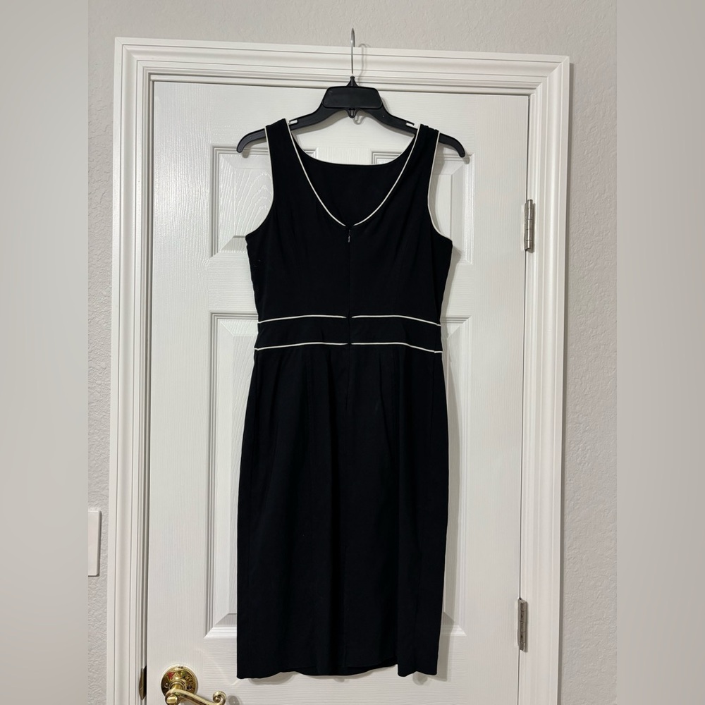 Express Stretch Dress - Picture 5 of 6